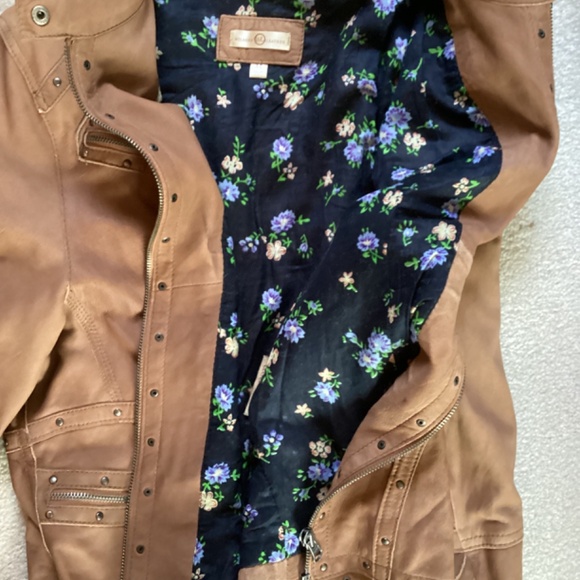 Wilson Leather Jacket - Picture 4 of 6